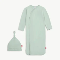 Magnetic Gown & Hat Set