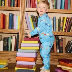 Magnetic Sweatsuit With Back Pocket