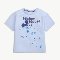Magnetic T-shirt