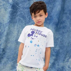 Magnetic T-shirt
