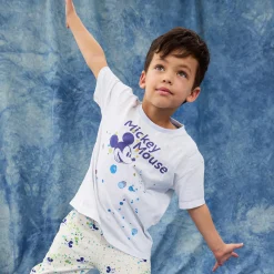 Magnetic T-shirt
