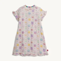 Magnetic Nightgown